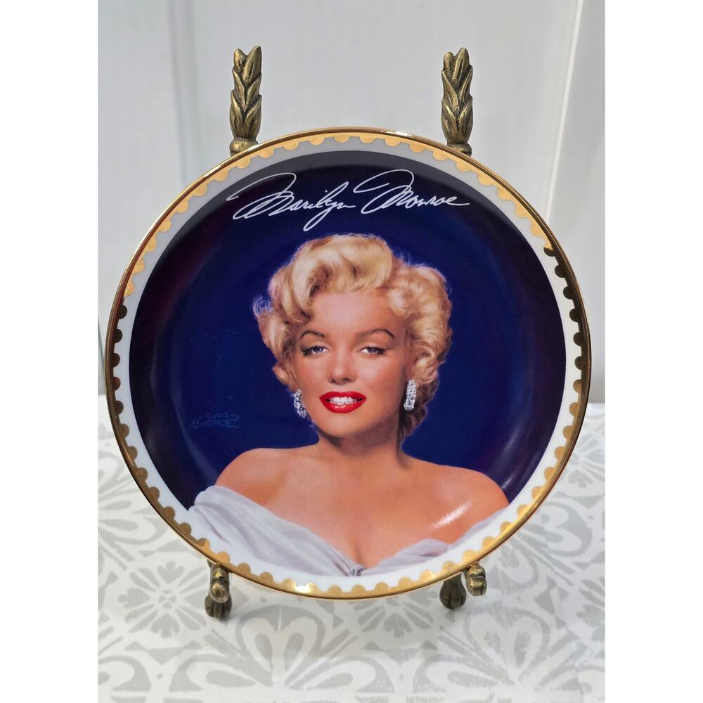 Vintage Marilyn Monroe “Sweet Sizzle” Collector Plate (1996)